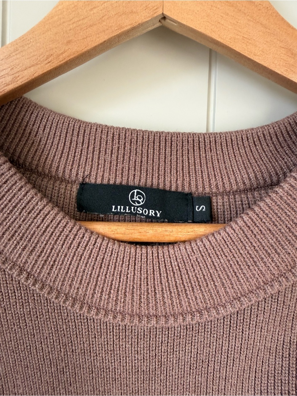 Comfy Oversized Knit Sweater in Nutmeg - Picture 2 of 4
